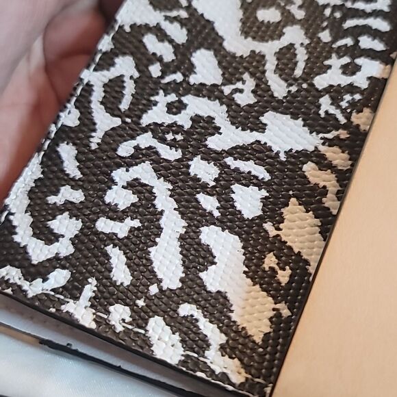 COACH 2013 BLEEKER MIXED MEDIA CLUTCH NWT And DUST BAG - Picture 13 of 13